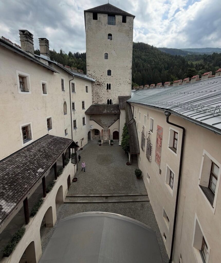 Schloss Bruck